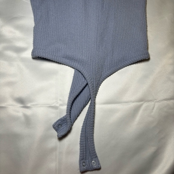 Yummy Sweater Co. Women Light Blue Bodysuit Size XS Soft - Picture 10 of 12